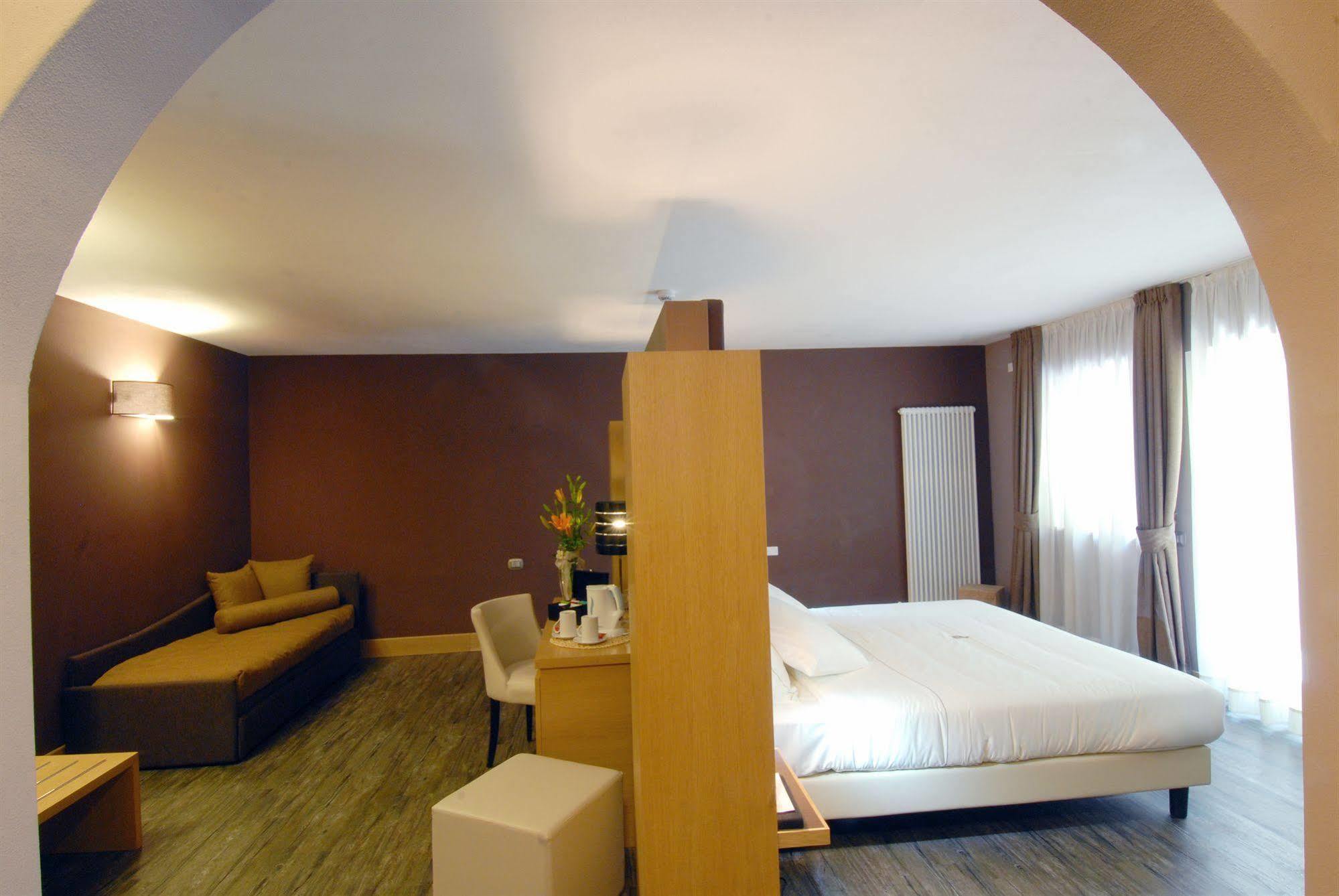 Hotel Garni Vittoria Fiera Di Primiero Exteriér fotografie